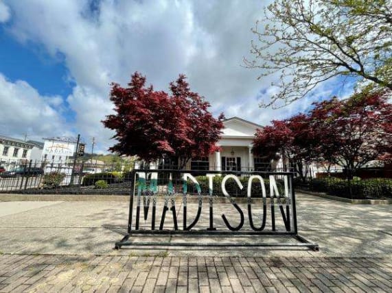 image description not provided by submitter