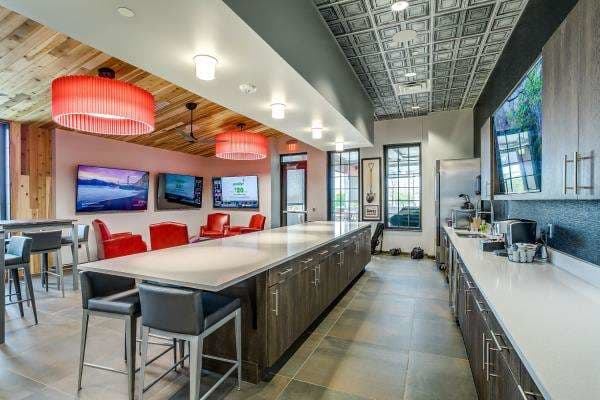 image description not provided by submitter