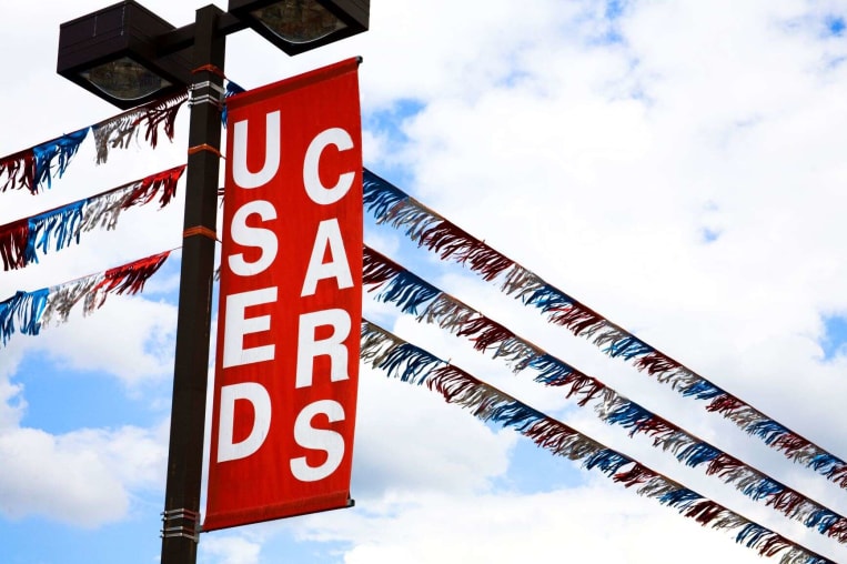 red used car banner 